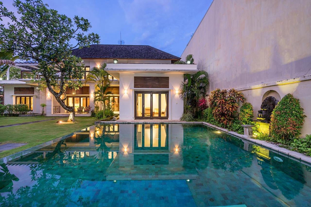 Bali Villa Lotus เซมินยัค ภายนอก รูปภาพ