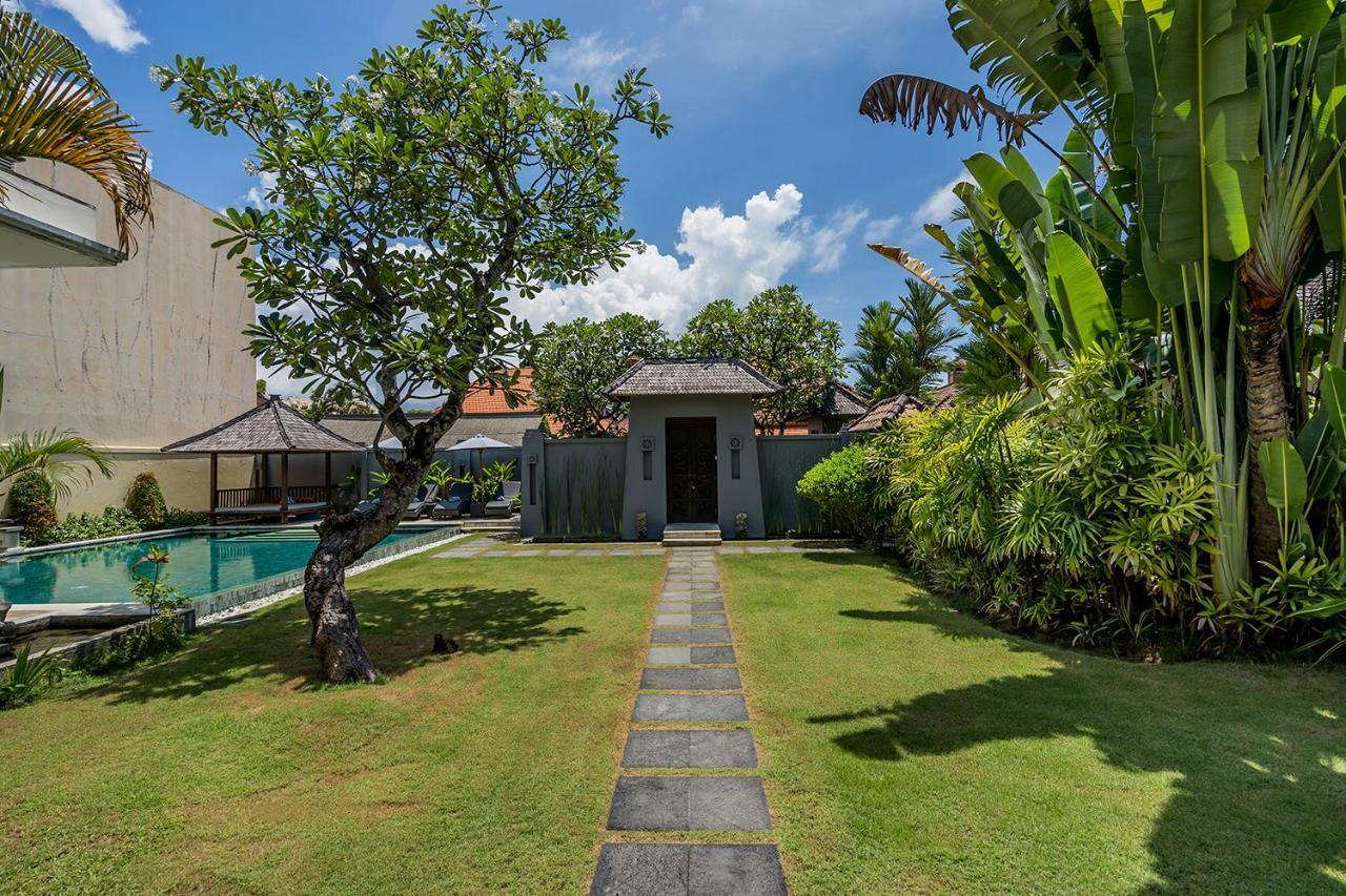 Bali Villa Lotus เซมินยัค ภายนอก รูปภาพ