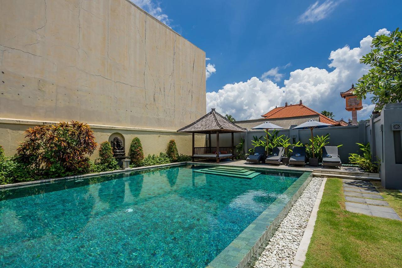 Bali Villa Lotus เซมินยัค ภายนอก รูปภาพ