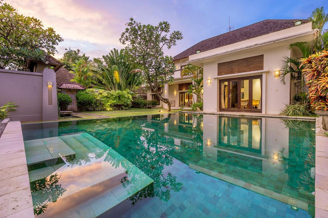 Bali Villa Lotus เซมินยัค ภายนอก รูปภาพ