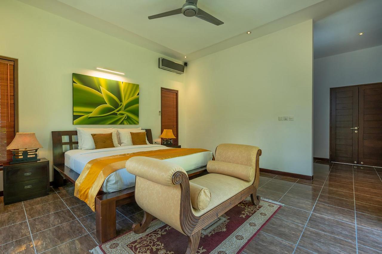 Bali Villa Lotus เซมินยัค ภายนอก รูปภาพ
