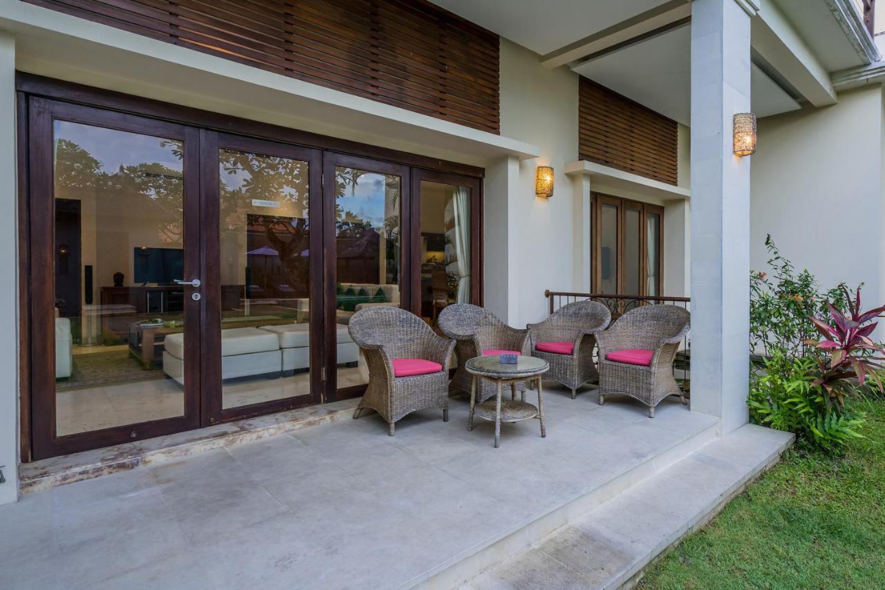 Bali Villa Lotus เซมินยัค ภายนอก รูปภาพ