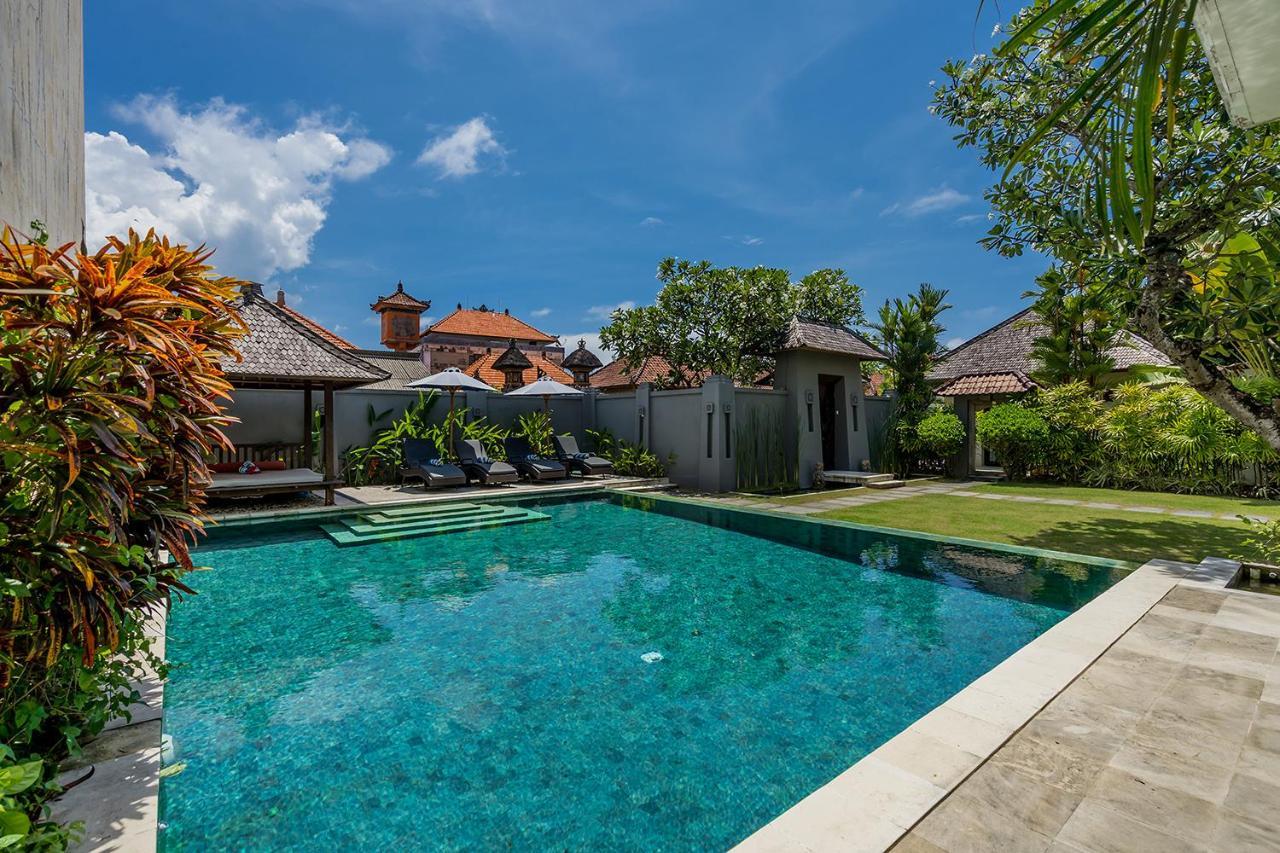 Bali Villa Lotus เซมินยัค ภายนอก รูปภาพ