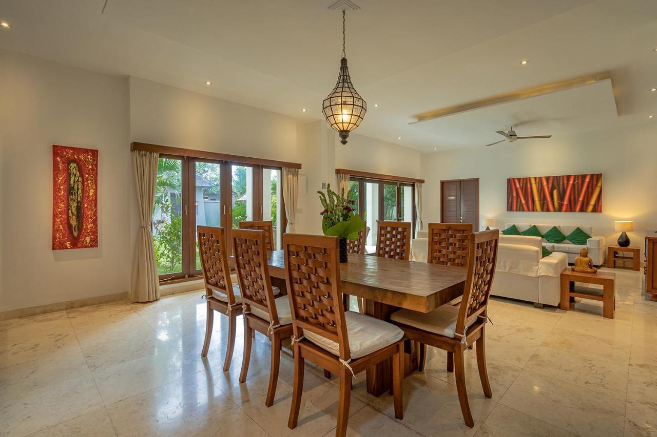 Bali Villa Lotus เซมินยัค ภายนอก รูปภาพ