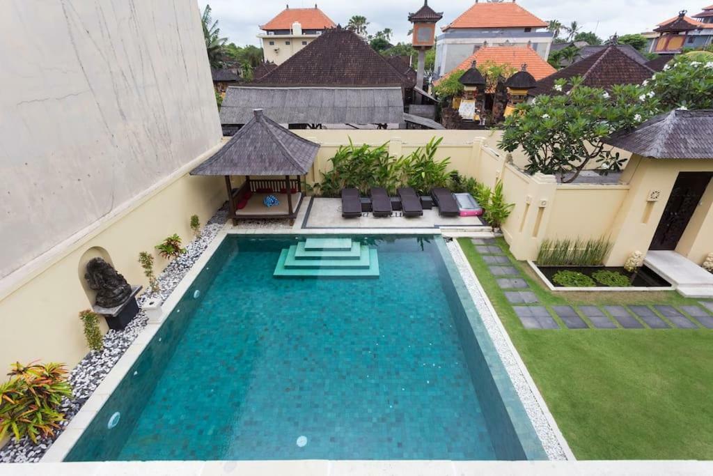 Bali Villa Lotus เซมินยัค ภายนอก รูปภาพ